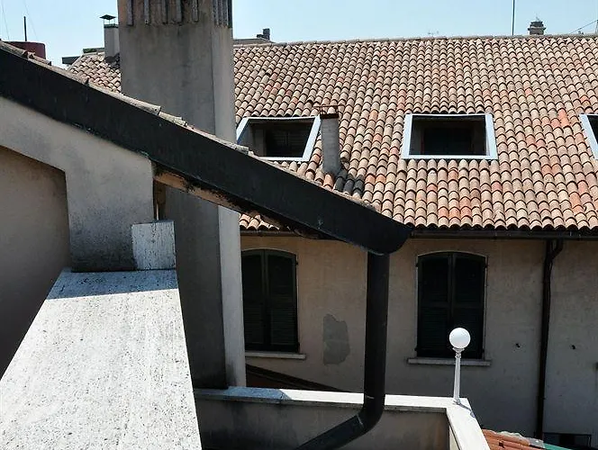 Della Hotel 3*