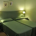 Hotel Della 3*