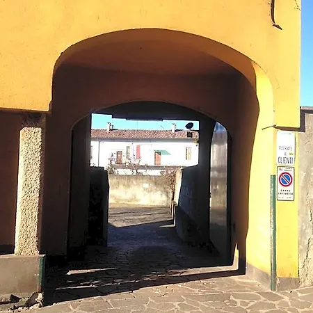 Della 3*
