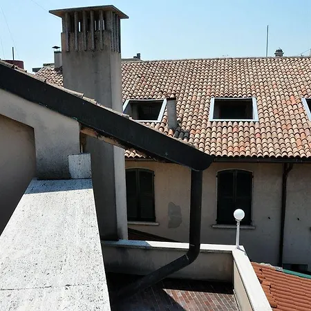 Della Hotel 3*