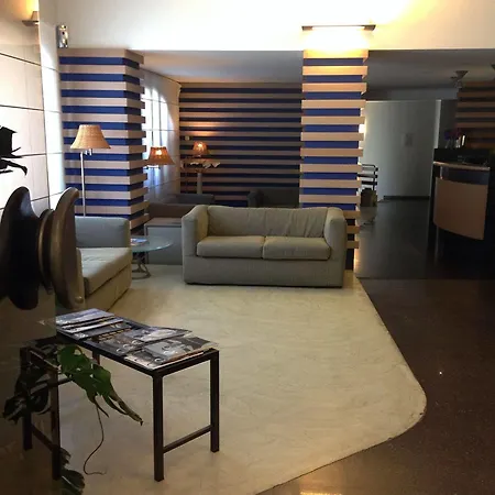Della Hotel 3*